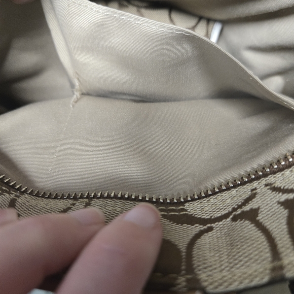 Brown signature pattern coach purse and wallet - Picture 6 of 6